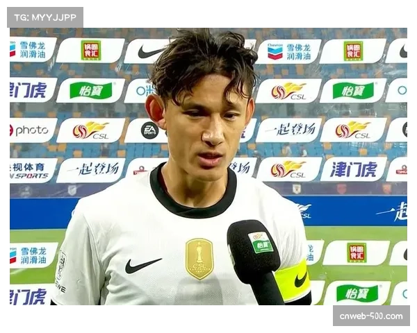 老将王燊超轰世界波+三百场里程碑 成海港后防中坚